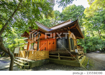 氷川女體神社　拝殿　埼玉県さいたま市 135598390