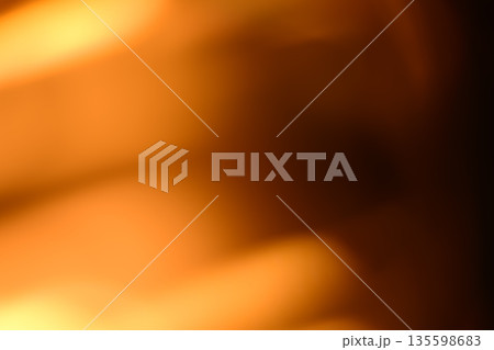 暖色系ボケ抽象背景 135598683