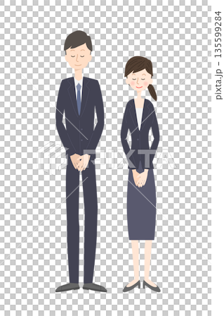 身著西裝的男男女女鞠躬 135599284