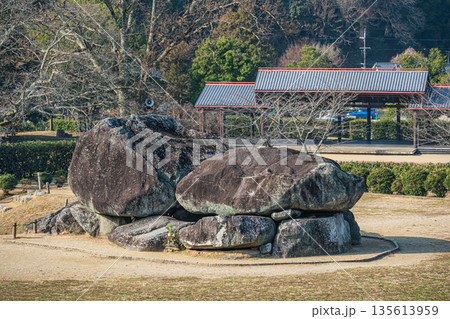 石舞台古墳　奈良県明日香村 135613959