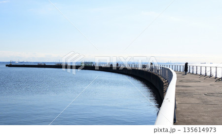 検見川浜北側突堤　千葉市美浜区 135614973