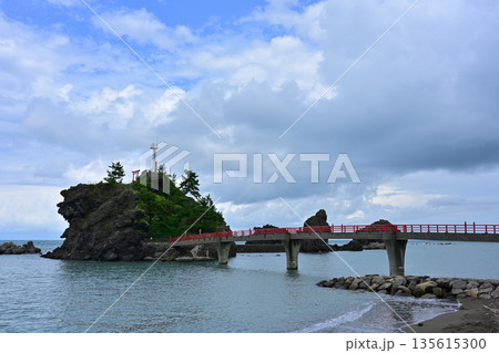 弁天岩と曙橋 135615300