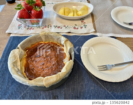 ベイクドチーズケーキ ベイクドチーズケーキ 135620842