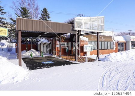 道央自動車道・野幌パーキングエリア（下り） 135624494