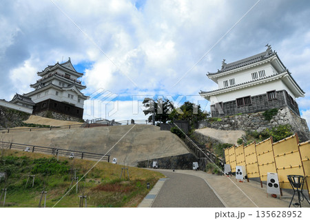 長崎県平戸市　平戸城天守閣 135628952