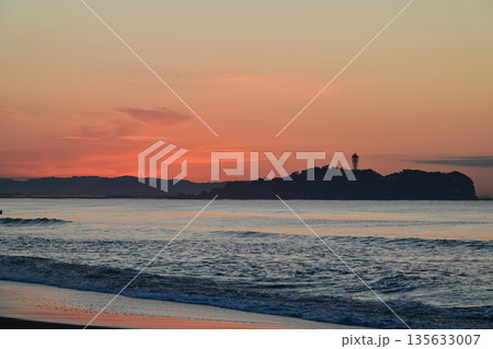 辻堂海岸の日の出 辻堂海岸の日の出 135633007