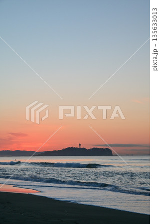 辻堂海岸の日の出 辻堂海岸の日の出 135633013