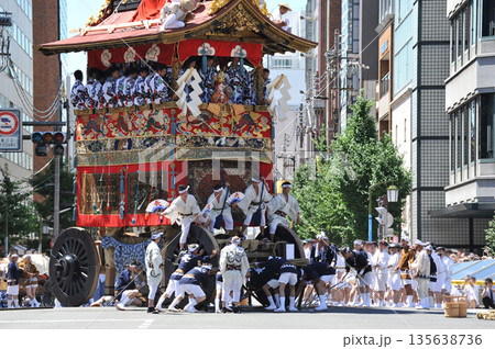 京都　祇園祭　山鉾巡行 長刀鉾 135638736