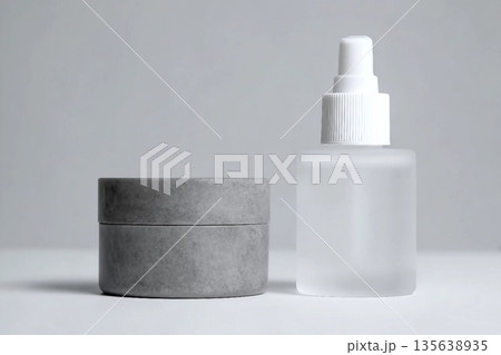 a gray background cosmetic container set 135638935