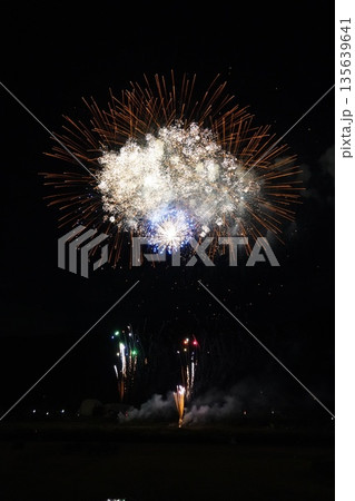 信州・戸倉上山田温泉 夏の花火大会（新作花火） 135639641