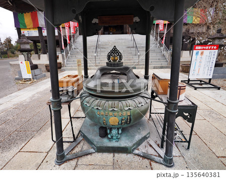高蔵寺の大香炉(木更津市) 高蔵寺の大香炉(木更津市) 135640381