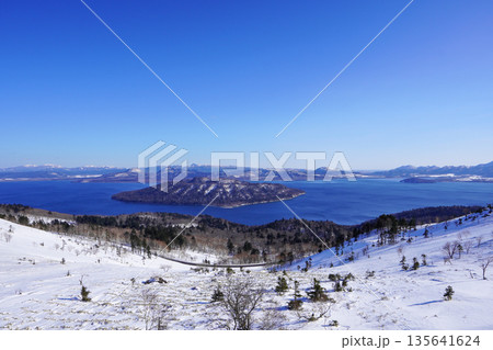 美幌峠から屈斜路湖を見て（2026年1月） 135641624