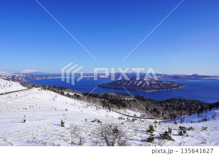 美幌峠から屈斜路湖を見て（2026年1月） 135641627
