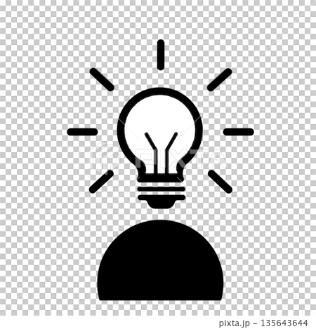 ひらめきを象徴する電球と人物のアイコン(黒) 135643644