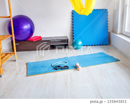 bright studio interior bright studio interior 135643851