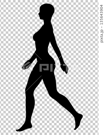 きれいな姿勢で歩く女性のシルエット 全身横向き モノクロ 135643904