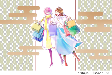 兩名女子提著許多購物袋,面帶微笑,冬日,新年促銷,薄霧 兩名女子提著許多購物袋,面帶微笑,冬日,新年促銷,薄霧 135643928