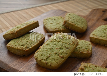 ザクザク玄米クッキー 135644966