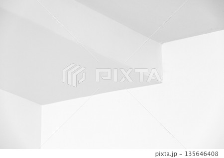 An abstract composition of interlocking white planes An abstract composition of interlocking white planes 135646408