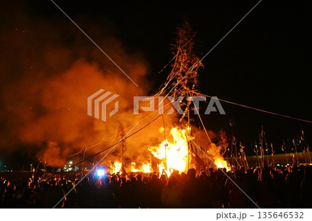 大磯の左義長　神奈川 135646532