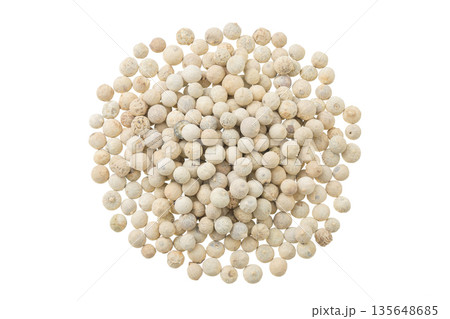 White peppercorns or pepper isolated on white background. Top view. Flat lay 135648685