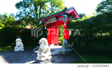 人気の中国庭園 人気の中国庭園 135655041