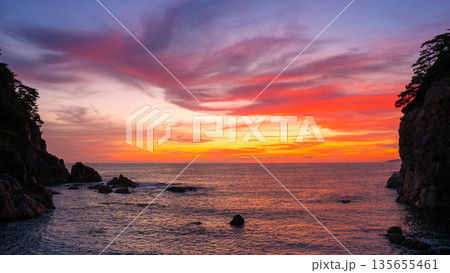 笹川流れ・夕景 135655461