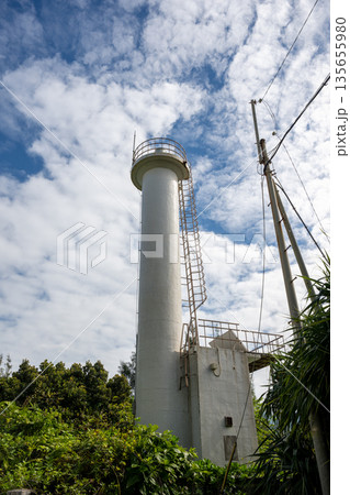 日本の沖縄県の古くてとても美しい建物 日本の沖縄県の古くてとても美しい建物 135655980