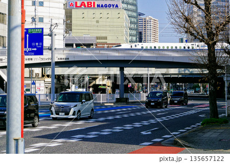 都市の変貌 愛知県名古屋市名古屋駅周辺のビル群 都市の変貌 愛知県名古屋市名古屋駅周辺のビル群 135657122