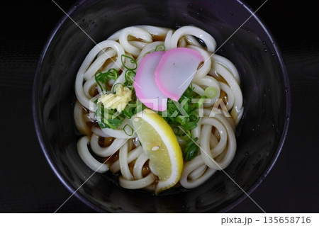 讃岐うどん(ぶっかけうどん) 讃岐うどん(ぶっかけうどん) 135658716