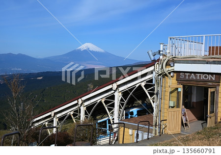 十国峠山頂からの富士山 静岡 十国峠山頂からの富士山 静岡 135660791