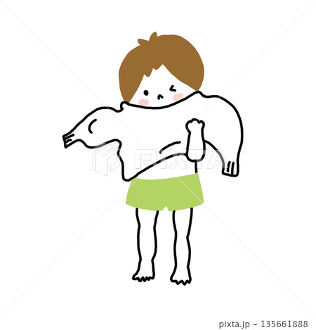 着替えをする男の子_1 135661888