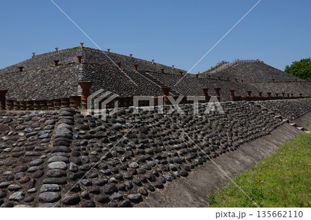 八幡塚古墳 135662110