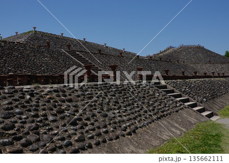 八幡塚古墳 135662111