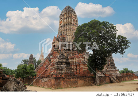 タイ　アユタヤ　ワット・チャイ・ワッタナーラーム 135663417