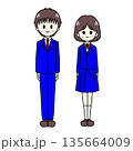 制服を着た男子学生と女子学生のイラスト 135664009