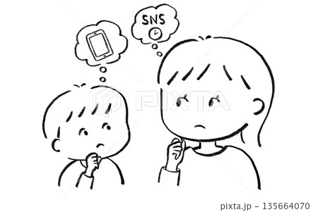 スマホ・SNSの使い方を考える親子 135664070