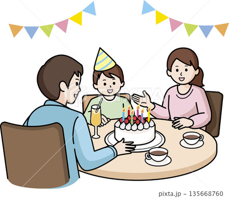 誕生日祝い 男の子と両親 誕生日祝い 男の子と両親 135668760