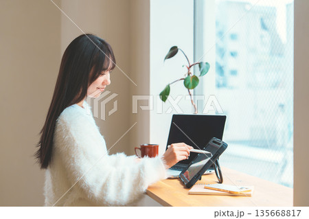 室内　デザイナー　自宅 135668817