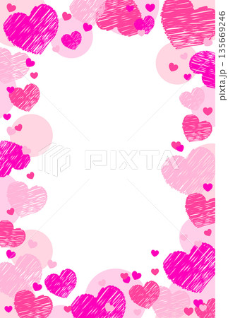 可愛いハートフレーム カードサイズ はがき バレンタイン 装飾素材 ピンク 135669246
