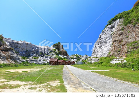 【和歌山県】快晴の白崎海洋公園キャンプ場 135671502