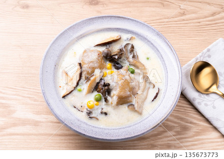 鶏肉ときのこのクリーム煮 135673773