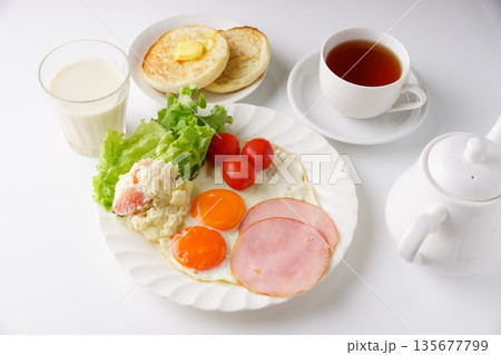 モーニング朝食 モーニング朝食 135677799