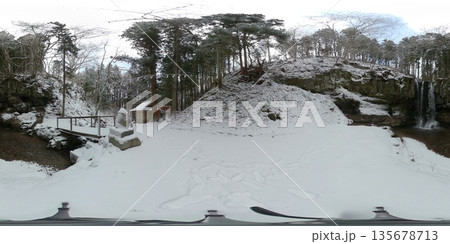 小僧不動の滝の雪景色 VR写真 小僧不動の滝の雪景色 VR写真 135678713