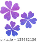 綺麗な水彩模様の花型のアイコンのイメージのイラスト 綺麗な水彩模様の花型のアイコンのイメージのイラスト 135682136