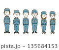 作業着を着た人達 135684153