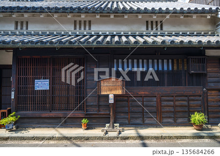 奈良 今井町 路地の町家 135684266