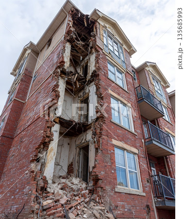 Vertical residential damage assessment for insurance 135685993