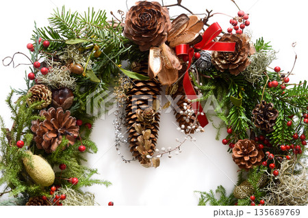 クリスマスリース 135689769