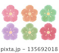 和風、和紙っぽい花 135692018